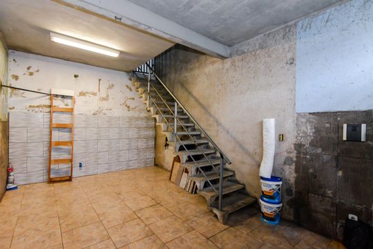 Garagem de casa para alugar com 2 quartos, 45m² em Vila Nova Bonsucesso, Guarulhos