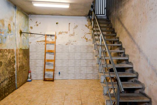 Garagem de casa para alugar com 2 quartos, 45m² em Vila Nova Bonsucesso, Guarulhos