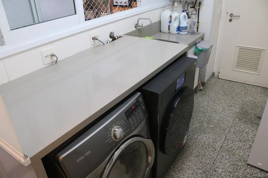 Área de Serviço de apartamento à venda com 4 quartos, 200m² em Vila Hamburguesa, São Paulo