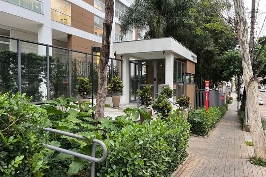 Fachada do Prédio de apartamento à venda com 4 quartos, 200m² em Vila Hamburguesa, São Paulo