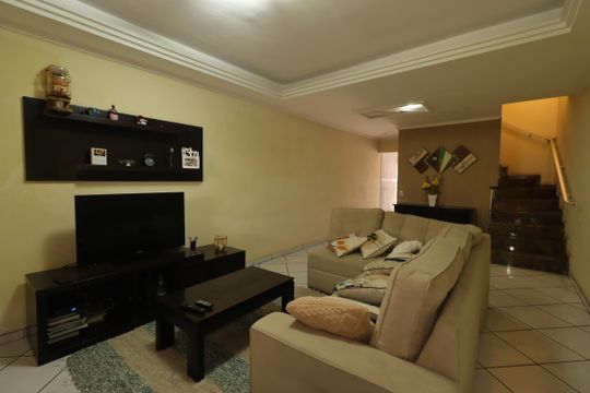 Casa à venda com 3 quartos, 120m² em Vila Alto de Santo Andre, Santo André