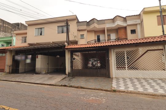 Fachada de casa à venda com 3 quartos, 120m² em Vila Alto de Santo Andre, Santo André