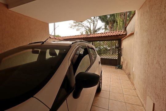 Garagem de casa à venda com 3 quartos, 120m² em Vila Alto de Santo Andre, Santo André