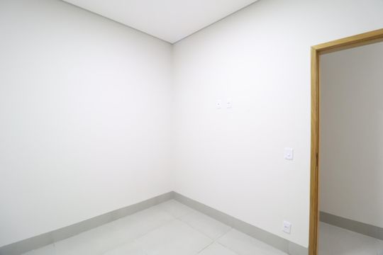 Quarto 2 de casa para alugar com 3 quartos, 150m² em Shopping Park, Uberlândia