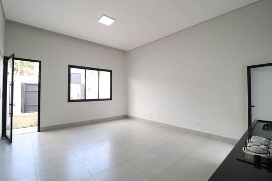 Casa para alugar com 3 quartos, 150m² em Shopping Park, Uberlândia