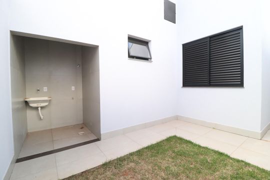 Área de Serviço de casa para alugar com 3 quartos, 150m² em Shopping Park, Uberlândia