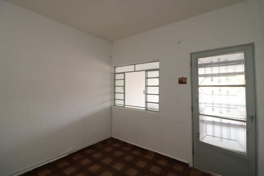 Casa para alugar com 2 quartos, 70m² em Vila Mercedes, São Paulo
