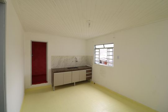 Cozinha de casa para alugar com 2 quartos, 70m² em Vila Mercedes, São Paulo