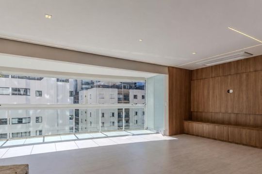 Sala de apartamento à venda com 3 quartos, 125m² em Vila Olímpia, São Paulo
