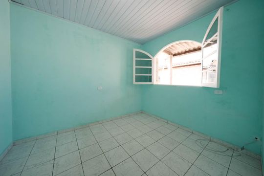 Quarto 1 de casa para alugar com 3 quartos, 80m² em Burgo Paulista, São Paulo