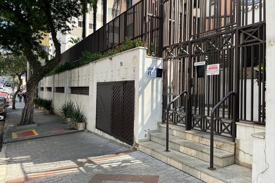 Fachada do Prédio de apartamento para alugar com 2 quartos, 35m² em Perdizes, São Paulo