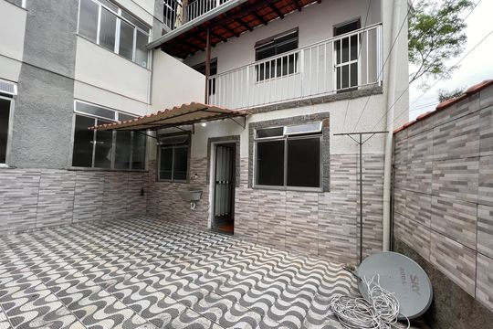 Área comum de casa para alugar com 1 quarto, 55m² em Bonfim, Juiz de Fora