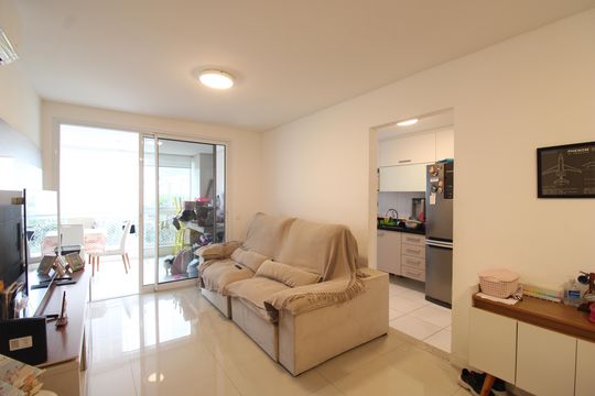 Sala de apartamento para alugar com 2 quartos, 85m² em Barra Olímpica, Rio de Janeiro
