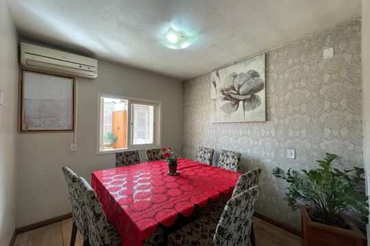 Casa à venda com 5 quartos, 110m² em Canudos, Novo Hamburgo