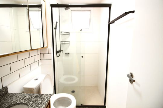 Banheiro 1 de apartamento para alugar com 2 quartos, 40m² em Boaçava, São Paulo