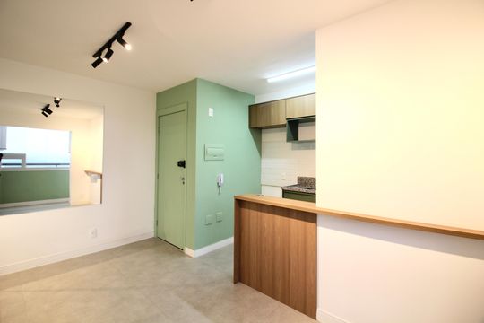 Sala de apartamento para alugar com 2 quartos, 40m² em Boaçava, São Paulo