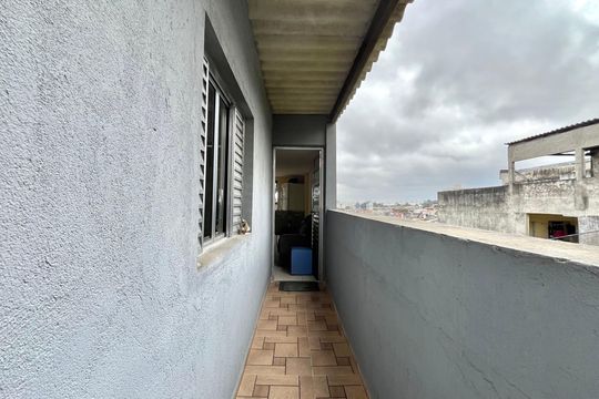 Entrada de casa para alugar com 1 quarto, 50m² em Americanópolis, São Paulo