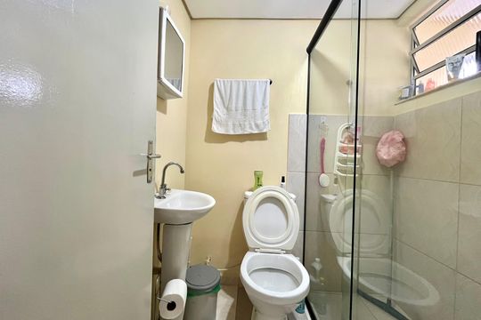 Banheiro de casa para alugar com 1 quarto, 50m² em Americanópolis, São Paulo