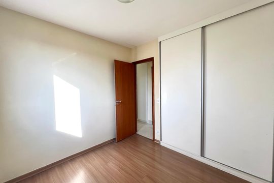 Quarto 2 de apartamento para alugar com 3 quartos, 82m² em Paquetá, Belo Horizonte