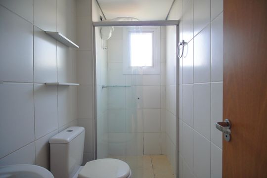 Banheiro de apartamento para alugar com 2 quartos, 60m² em Primavera, Novo Hamburgo