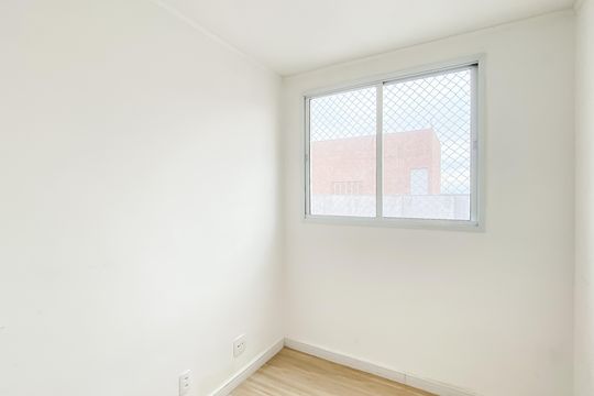 Quarto 2 de apartamento para alugar com 2 quartos, 35m² em Vila Guilhermina, São Paulo