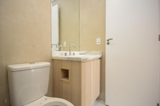 Suíte - Banheiro de apartamento para alugar com 2 quartos, 71m² em Parque Sao Domingos, São Paulo