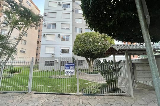 Fachada de apartamento para alugar com 1 quarto, 77m² em Pátria Nova, Novo Hamburgo