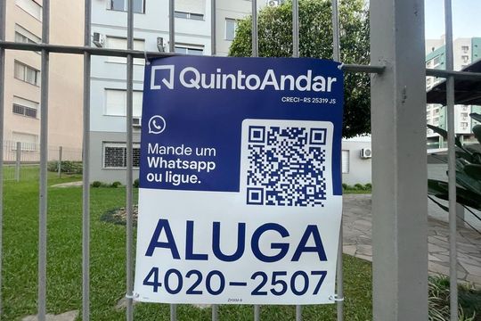Placa Instalada em 23/08/2026 - Cod.ZHXM-8 de apartamento para alugar com 1 quarto, 77m² em Pátria Nova, Novo Hamburgo