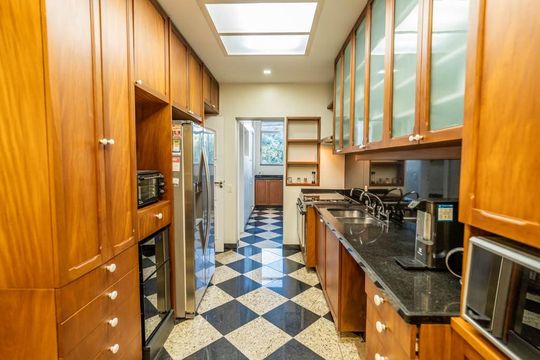 Cozinha de apartamento para alugar com 4 quartos, 125m² em Copacabana, Rio de Janeiro