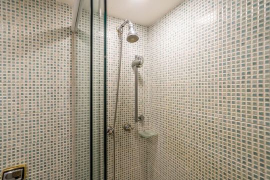 Banheiro de apartamento para alugar com 4 quartos, 125m² em Copacabana, Rio de Janeiro