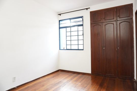 Suíte de apartamento à venda com 4 quartos, 145m² em Serra, Belo Horizonte