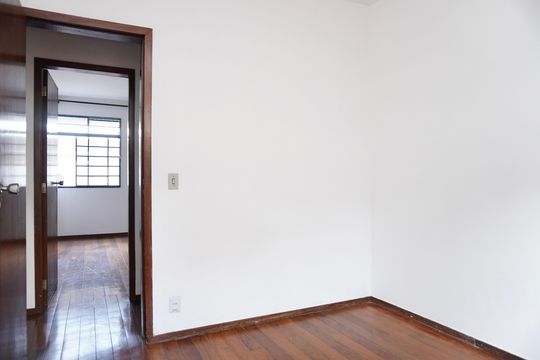 Apartamento à venda com 4 quartos, 145m² em Serra, Belo Horizonte