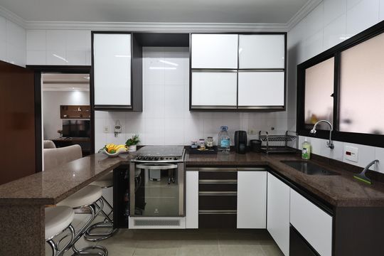 Cozinha de apartamento à venda com 3 quartos, 127m² em Vila Marina, Santo André