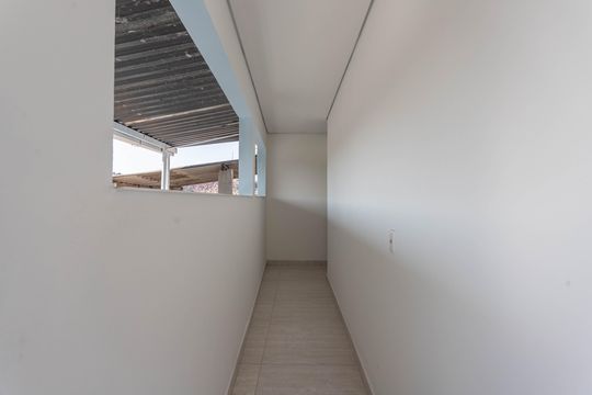 Entrada  de casa para alugar com 2 quartos, 90m² em Jardim Santa Terezinha (pedreira), Diadema