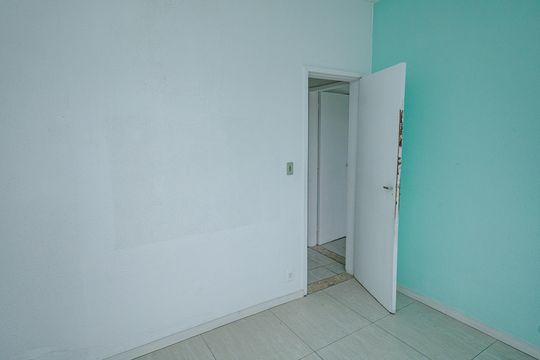 Quarto 1 de apartamento para alugar com 3 quartos, 60m² em Campo Grande, Rio de Janeiro