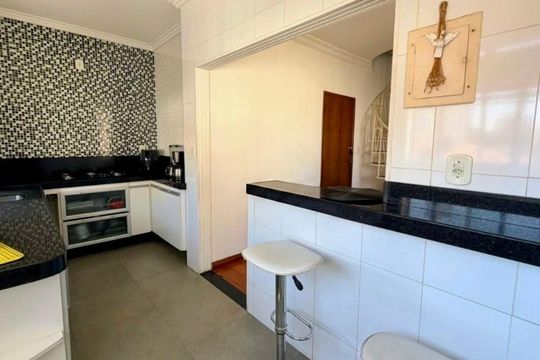 Cozinha de apartamento à venda com 3 quartos, 112m² em União, Belo Horizonte