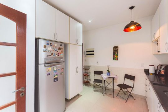 Cozinha de casa à venda com 4 quartos, 140m² em Vila Isabel, Rio de Janeiro