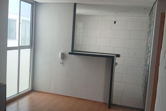 Apartamento à venda com 2 quartos, 45m² em Retiro, Contagem