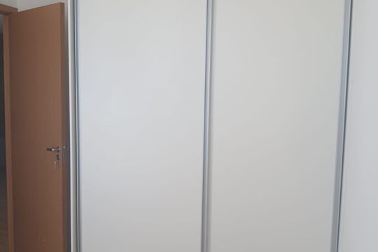 Quarto de apartamento à venda com 2 quartos, 45m² em Retiro, Contagem