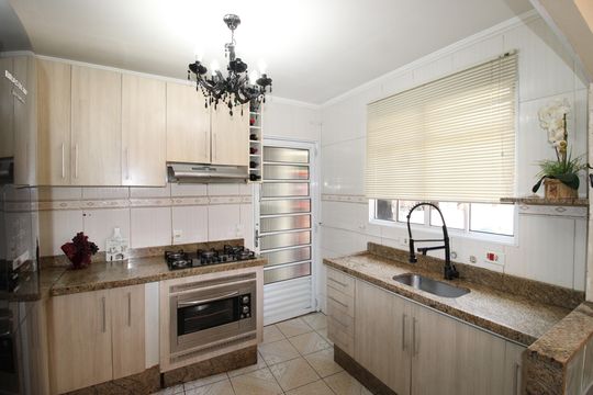 Cozinha de casa à venda com 3 quartos, 156m² em Conjunto Residencial José Bonifácio, São Paulo