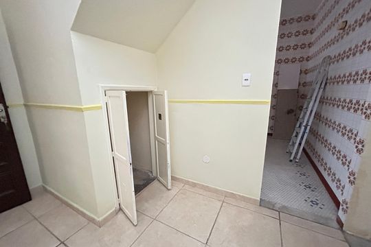 Sala de casa à venda com 1 quarto, 55m² em Higienópolis, Rio de Janeiro