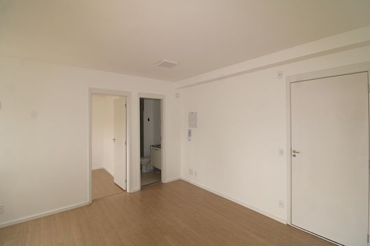 Sala / Cozinha de apartamento para alugar com 1 quarto, 37m² em Parada Inglesa, São Paulo
