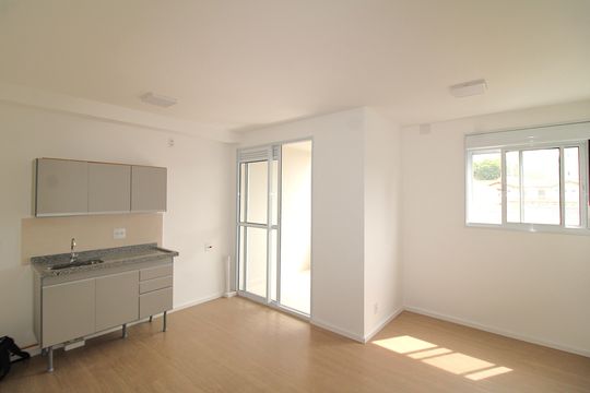 Sala / Cozinha de apartamento para alugar com 1 quarto, 37m² em Parada Inglesa, São Paulo