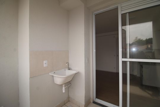 Sala / Cozinha - Varanda de apartamento para alugar com 1 quarto, 37m² em Parada Inglesa, São Paulo