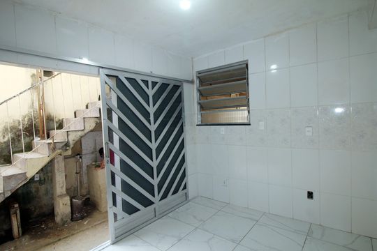 Sala de casa à venda com 2 quartos, 150m² em Colégio, Rio de Janeiro
