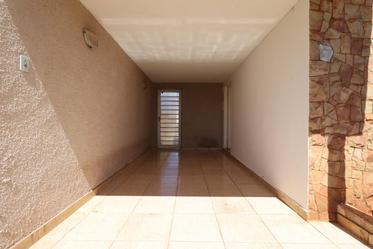 Garagem de casa para alugar com 2 quartos, 280m² em Campos Elísios, Ribeirão Preto
