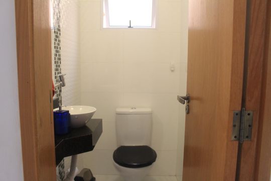Lavabo de casa à venda com 3 quartos, 193m² em Osvaldo Cruz, São Caetano do Sul