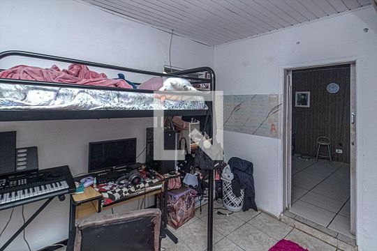 Casa à venda com 4 quartos, 400m² em Vila Nair, São Paulo