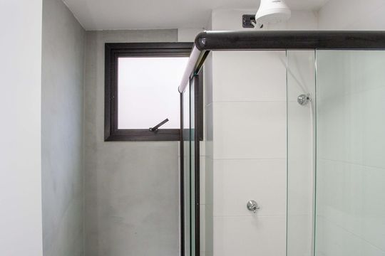Banheiro de apartamento para alugar com 1 quarto, 26m² em Centro, Diadema