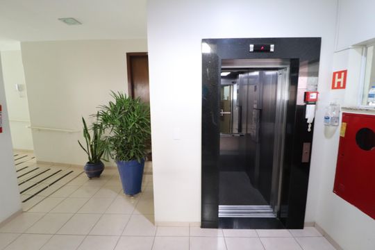 Elevador de apartamento para alugar com 2 quartos, 118m² em Patrimônio, Uberlândia